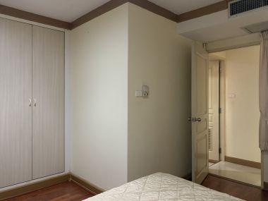 ** ขายด่วน! ** The Waterford Diamond พร้อมให้คุณเป็นเจ้าของ เพียง 7500000 บาท  2 ห้องนอน 2 ห้องน้ำ 82 ตรม. เฟอร์นิเจอร์ครบพร้อมเข้าอยู่