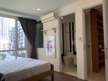 For Rent/seal  At Beverly33 1 Bedrooms 1 Bathroom 20,000 THB/month  *seal 9.5 MB  Fully furnished