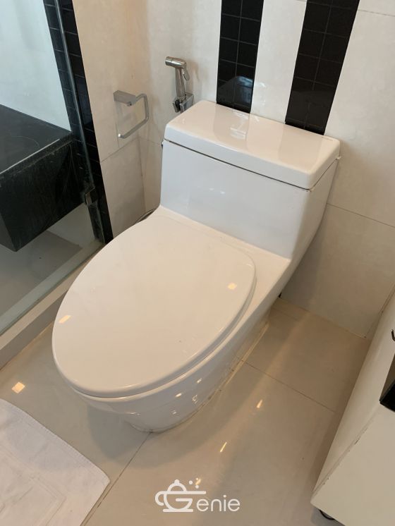 For Rent/seal At Beverly33 1 Bedrooms 1 Bathroom 20,000 THB/month *seal 9.5 MB Fully furnished