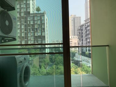 For Rent/seal  At Beverly33 1 Bedrooms 1 Bathroom 20,000 THB/month  *seal 9.5 MB  Fully furnished