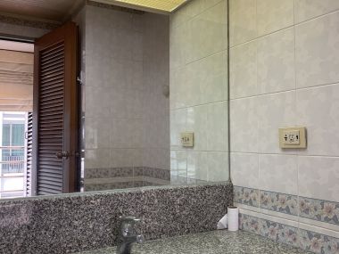 ปล่อยเช่า Baan Somthavil ในราคาเช่าเพียง 45,000บาท/เดือน 2 ห้องนอน 2 ห้องน้ำ 125 ตรม. ใกล้ BTS ราชดำริ เฟอร์นิเจอร์ครบพร้อมเข้าอยู่