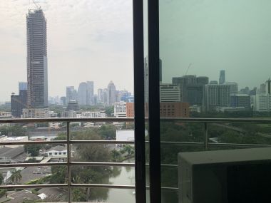 ปล่อยเช่า Baan Somthavil ในราคาเช่าเพียง 45,000บาท/เดือน 2 ห้องนอน 2 ห้องน้ำ 125 ตรม. ใกล้ BTS ราชดำริ เฟอร์นิเจอร์ครบพร้อมเข้าอยู่