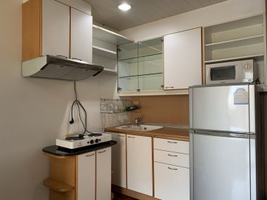 ปล่อยเช่า Baan Somthavil ในราคาเช่าเพียง 26,000บาท/เดือน 2 ห้องนอน 1 ห้องน้ำ 64 ตรม. ใกล้ BTS ราชดำริ เฟอร์นิเจอร์ครบพร้อมเข้าอยู่