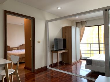 ปล่อยเช่า Baan Somthavil ในราคาเช่าเพียง 26,000บาท/เดือน 2 ห้องนอน 1 ห้องน้ำ 64 ตรม. ใกล้ BTS ราชดำริ เฟอร์นิเจอร์ครบพร้อมเข้าอยู่