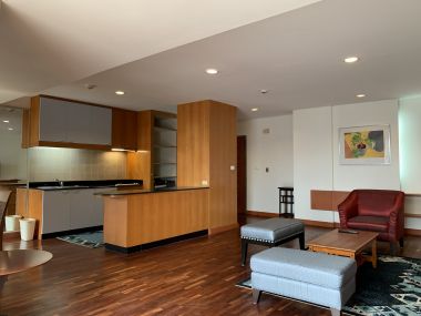 ปล่อยเช่า Baan Somthavil ในราคาเช่าเพียง 75,000บาท/เดือน 2 ห้องนอน 2 ห้องน้ำ 137 ตรม. ใกล้ BTS ราชดำริ เฟอร์นิเจอร์ครบพร้อมเข้าอยู่