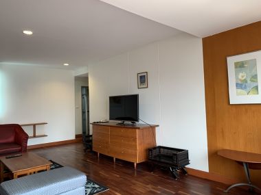 ปล่อยเช่า Baan Somthavil ในราคาเช่าเพียง 75,000บาท/เดือน 2 ห้องนอน 2 ห้องน้ำ 137 ตรม. ใกล้ BTS ราชดำริ เฟอร์นิเจอร์ครบพร้อมเข้าอยู่