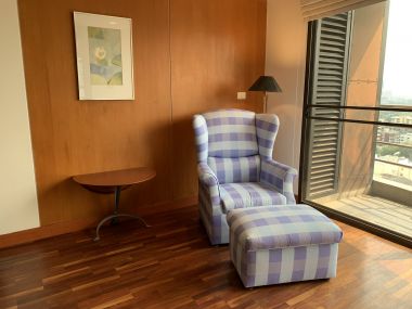 ปล่อยเช่า Baan Somthavil ในราคาเช่าเพียง 75,000บาท/เดือน 2 ห้องนอน 2 ห้องน้ำ 137 ตรม. ใกล้ BTS ราชดำริ เฟอร์นิเจอร์ครบพร้อมเข้าอยู่