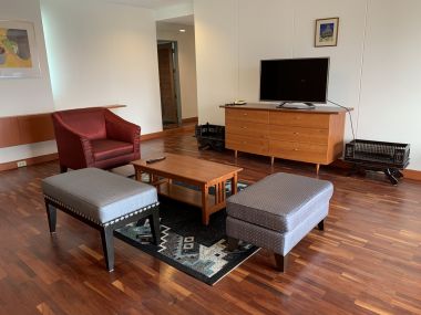 ปล่อยเช่า Baan Somthavil ในราคาเช่าเพียง 75,000บาท/เดือน 2 ห้องนอน 2 ห้องน้ำ 137 ตรม. ใกล้ BTS ราชดำริ เฟอร์นิเจอร์ครบพร้อมเข้าอยู่