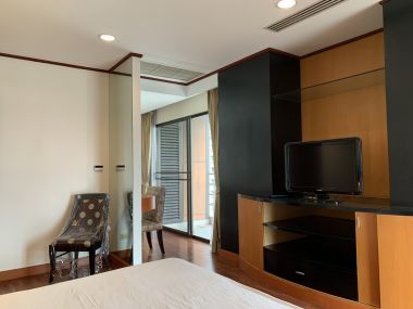 ปล่อยเช่า Baan Somthavil ในราคาเช่าเพียง 75,000บาท/เดือน 2 ห้องนอน 2 ห้องน้ำ 137 ตรม. ใกล้ BTS ราชดำริ เฟอร์นิเจอร์ครบพร้อมเข้าอยู่