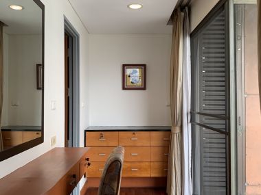 ปล่อยเช่า Baan Somthavil ในราคาเช่าเพียง 75,000บาท/เดือน 2 ห้องนอน 2 ห้องน้ำ 137 ตรม. ใกล้ BTS ราชดำริ เฟอร์นิเจอร์ครบพร้อมเข้าอยู่