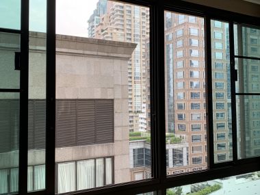 ปล่อยเช่า Baan Na Varang ในราคาเช่าเพียง 40,000บาท/เดือน 1 ห้องนอน 2 ห้องน้ำ 80 ตรม. ใกล้ BTS ชิดลม เฟอร์นิเจอร์ครบพร้อมเข้าอยู่