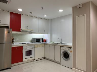 ปล่อยเช่า Baan Na Varang ในราคาเช่าเพียง 40,000บาท/เดือน 1 ห้องนอน 2 ห้องน้ำ 80 ตรม. ใกล้ BTS ชิดลม เฟอร์นิเจอร์ครบพร้อมเข้าอยู่