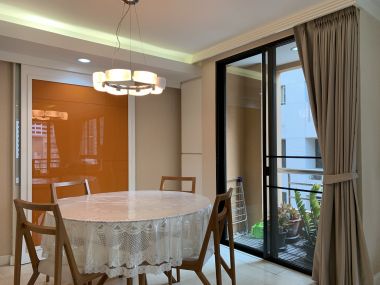 ปล่อยเช่า Baan Na Varang ในราคาเช่าเพียง 40,000บาท/เดือน 1 ห้องนอน 2 ห้องน้ำ 80 ตรม. ใกล้ BTS ชิดลม เฟอร์นิเจอร์ครบพร้อมเข้าอยู่