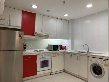 ปล่อยเช่า Baan Na Varang ในราคาเช่าเพียง 40,000บาท/เดือน 1 ห้องนอน 2 ห้องน้ำ 80 ตรม. ใกล้ BTS ชิดลม เฟอร์นิเจอร์ครบพร้อมเข้าอยู่