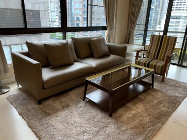 ปล่อยเช่า Baan Na Varang ในราคาเช่าเพียง 40,000บาท/เดือน 1 ห้องนอน 2 ห้องน้ำ 80 ตรม. ใกล้ BTS ชิดลม เฟอร์นิเจอร์ครบพร้อมเข้าอยู่