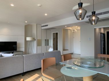 ปล่อยเช่า All Season Mansion ในราคาเช่าเพียง 130,000บาท/เดือน 3 ห้องนอน 3 ห้องน้ำ 178 ตรม. ใกล้ BTS เพลินจิตเฟอร์นิเจอร์ครบพร้อมเข้าอยู่