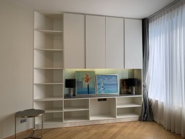 ปล่อยเช่า All Season Mansion ในราคาเช่าเพียง 130,000บาท/เดือน 3 ห้องนอน 3 ห้องน้ำ 178 ตรม. ใกล้ BTS เพลินจิตเฟอร์นิเจอร์ครบพร้อมเข้าอยู่