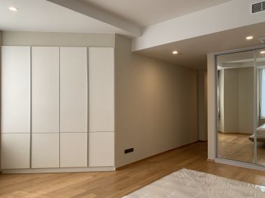 ปล่อยเช่า All Season Mansion ในราคาเช่าเพียง 130,000บาท/เดือน 3 ห้องนอน 3 ห้องน้ำ 178 ตรม. ใกล้ BTS เพลินจิตเฟอร์นิเจอร์ครบพร้อมเข้าอยู่