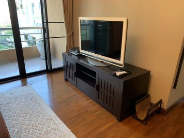 ปล่อยเช่า Baan Na Varang ในราคาเช่าเพียง 55,000บาท/เดือน 2 ห้องนอน 2 ห้องน้ำ 116 ตรม. ใกล้ BTS ชิดลม เฟอร์นิเจอร์ครบพร้อมเข้าอยู่