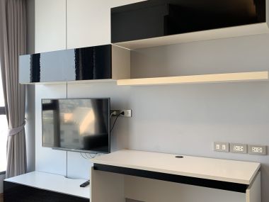 ปล่อยเช่า! The Lumpini 24 ในราคาเพียง 32,000บาท/เดือน 1 ห้องนอน 1 ห้องน้ำ 38ตรม. ใกล้ BTS พร้อมพงษ์ เฟอร์นิเจอร์ครบพร้อมเข้าอยู่