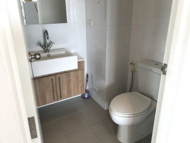 ปล่อยเช่า! Blocs 77 ในราคาเพียง 18,500บาท/เดือน 1 ห้องนอน 1 ห้องน้ำ 45ตรม. ใกล้ BTS อ่อนนุช เฟอร์นิเจอร์ครบพร้อมเข้าอยู่ (ราคาต่อรองได้) PROP000290