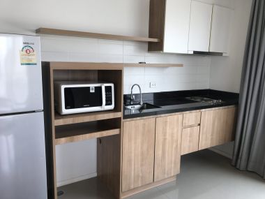 ปล่อยเช่า! Blocs 77 ในราคาเพียง 18,500บาท/เดือน 1 ห้องนอน 1 ห้องน้ำ 45ตรม. ใกล้ BTS อ่อนนุช เฟอร์นิเจอร์ครบพร้อมเข้าอยู่ (ราคาต่อรองได้) PROP000290