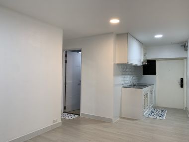 ** Hot Deal! ** For sale at Thonglor Tower 3,590,000THB Transfers free 50/50 1 Bedroom 1 Bathroom Fully furnished