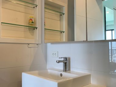 For sale at Blocs 77    8,500,000THB Transfer Free 50/50 2 Bedroom 2 Bathroom Fully furnished