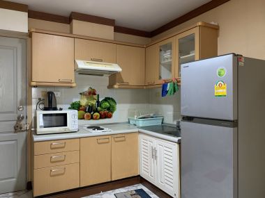 ปล่อยเช่า The Waterford Diamond ในราคาเช่าเพียง 18,500บาท/เดือน 1 ห้องนอน 1 ห้องน้ำ 51ตรม. ใกล้ BTSทองหล่อ เฟอร์นิเจอร์ครบพร้อมเข้าอยู่