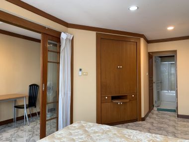 ปล่อยเช่า The Waterford Diamond ในราคาเช่าเพียง 18,500บาท/เดือน 1 ห้องนอน 1 ห้องน้ำ 51ตรม. ใกล้ BTSทองหล่อ เฟอร์นิเจอร์ครบพร้อมเข้าอยู่