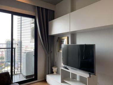 ปล่อยเช่า Blocs 77 ในราคาเช่าเพียง 19,000บาท/เดือน 1 ห้องนอน 1 ห้องน้ำ 40ตรม. ใกล้ BTS อ่อนนุช เฟอร์นิเจอร์ครบพร้อมเข้าอยู่