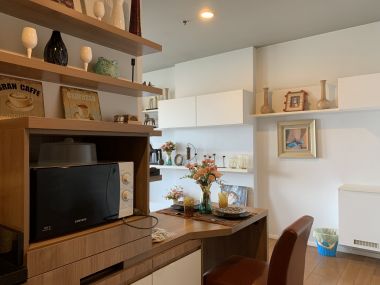 ปล่อยเช่า Blocs 77 ในราคาเช่าเพียง 19,000บาท/เดือน 1 ห้องนอน 1 ห้องน้ำ 40ตรม. ใกล้ BTS อ่อนนุช เฟอร์นิเจอร์ครบพร้อมเข้าอยู่