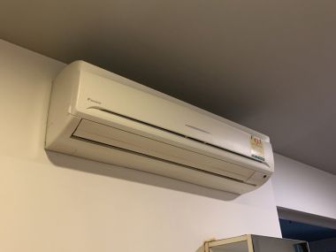 ปล่อยเช่า Blocs 77 ในราคาเช่าเพียง 19,000บาท/เดือน 1 ห้องนอน 1 ห้องน้ำ 40ตรม. ใกล้ BTS อ่อนนุช เฟอร์นิเจอร์ครบพร้อมเข้าอยู่