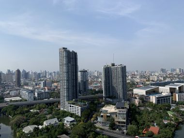 ปล่อยเช่า Blocs 77 ในราคาเช่าเพียง 19,000บาท/เดือน 1 ห้องนอน 1 ห้องน้ำ 40ตรม. ใกล้ BTS อ่อนนุช เฟอร์นิเจอร์ครบพร้อมเข้าอยู่