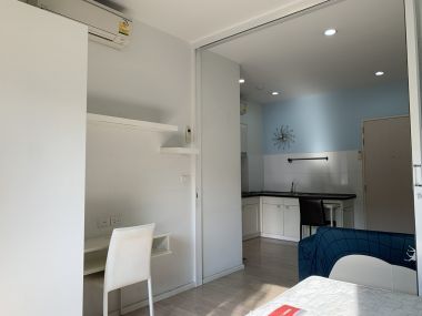 For sale at S 1 Rama 9  2,390,000THB Transfer free 50/50  1 Bedroom 1 Bathroom Fully furnished