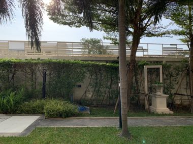 For sale at S 1 Rama 9  2,390,000THB Transfer free 50/50  1 Bedroom 1 Bathroom Fully furnished