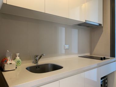 ** Hot Deal!! ** ขาย Rhythm 42 ราคา 10,590,000  บาท ขนาด 2 ห้องนอน 2 ห้องน้ำ 56.56ตรม. ใกล้ BTS  เฟอร์นิเจอร์ครบพร้อมเข้าอยู่