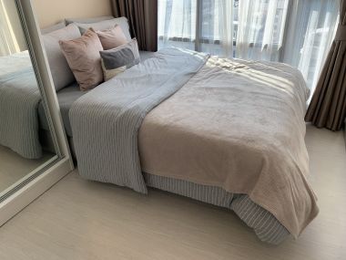 ** Hot Deal!! ** ขาย Rhythm 42 ราคา 10,590,000  บาท ขนาด 2 ห้องนอน 2 ห้องน้ำ 56.56ตรม. ใกล้ BTS  เฟอร์นิเจอร์ครบพร้อมเข้าอยู่