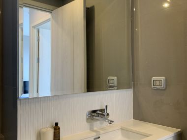 ** Hot Deal!! ** ขาย Rhythm 42 ราคา 10,590,000  บาท ขนาด 2 ห้องนอน 2 ห้องน้ำ 56.56ตรม. ใกล้ BTS  เฟอร์นิเจอร์ครบพร้อมเข้าอยู่