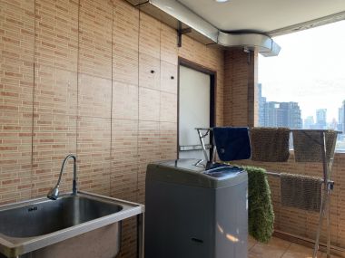 For rent at Fifty Fifth Tower 45,000THB/month 3Bedroom 2 Bathroom Fully furnished