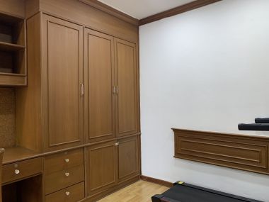 For rent at Fifty Fifth Tower 45,000THB/month 3Bedroom 2 Bathroom Fully furnished