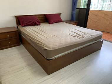 For rent at Fifty Fifth Tower 45,000THB/month 3Bedroom 2 Bathroom Fully furnished