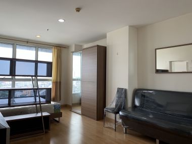 For rent at Life @Ratcha 1 Bedroom 1 Bathroom 13,000THB/month All include Fully furnished
