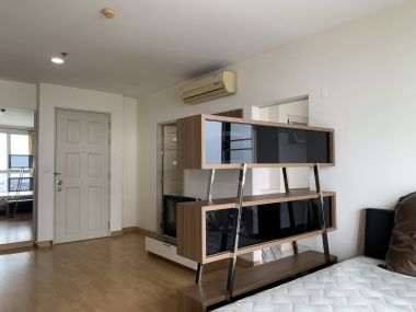 For rent at Life @Ratcha 1 Bedroom 1 Bathroom 13,000THB/month All include Fully furnished