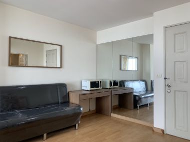 For rent at Life @Ratcha 1 Bedroom 1 Bathroom 13,000THB/month All include Fully furnished