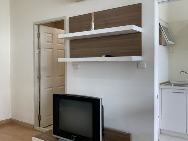 For rent at Life @Ratcha 1 Bedroom 1 Bathroom 13,000THB/month All include Fully furnished