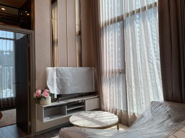 ปล่อย!เช่าKnightsbridge Space Rama9  2 ห้องนอน 1 ห้องน้ำ 44ตรม. เพียง 45,000บาท/เดือน  เฟอร์นิเจอร์ครบพร้อมเข้าอยู่