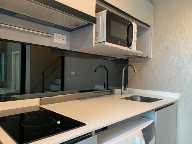 ปล่อย!เช่าKnightsbridge Space Rama9  2 ห้องนอน 1 ห้องน้ำ 44ตรม. เพียง 45,000บาท/เดือน  เฟอร์นิเจอร์ครบพร้อมเข้าอยู่