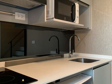 ปล่อย!เช่าKnightsbridge Space Rama9  2 ห้องนอน 1 ห้องน้ำ 44ตรม. เพียง 45,000บาท/เดือน  เฟอร์นิเจอร์ครบพร้อมเข้าอยู่