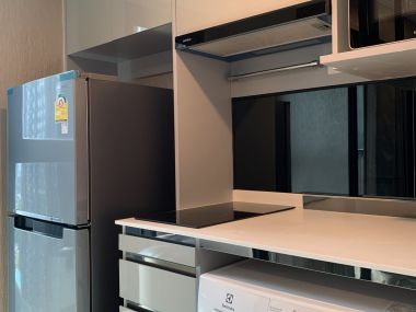ปล่อย!เช่าKnightsbridge Space Rama9  2 ห้องนอน 1 ห้องน้ำ 44ตรม. เพียง 45,000บาท/เดือน  เฟอร์นิเจอร์ครบพร้อมเข้าอยู่